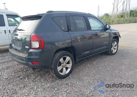 2015 Jeep Compass Latitude z USA, uszkodzony, nr VIN 1C4NJDEB2FD208063